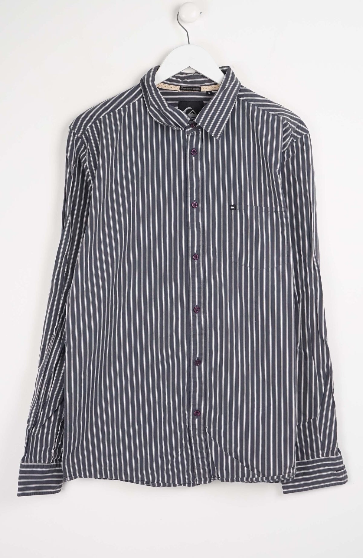 VINTAGE QUIKSILVER SHIRT (XL)