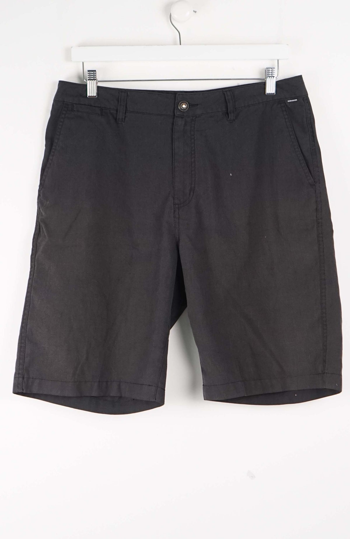 VINTAGE QUIKSILVER SHORTS W34