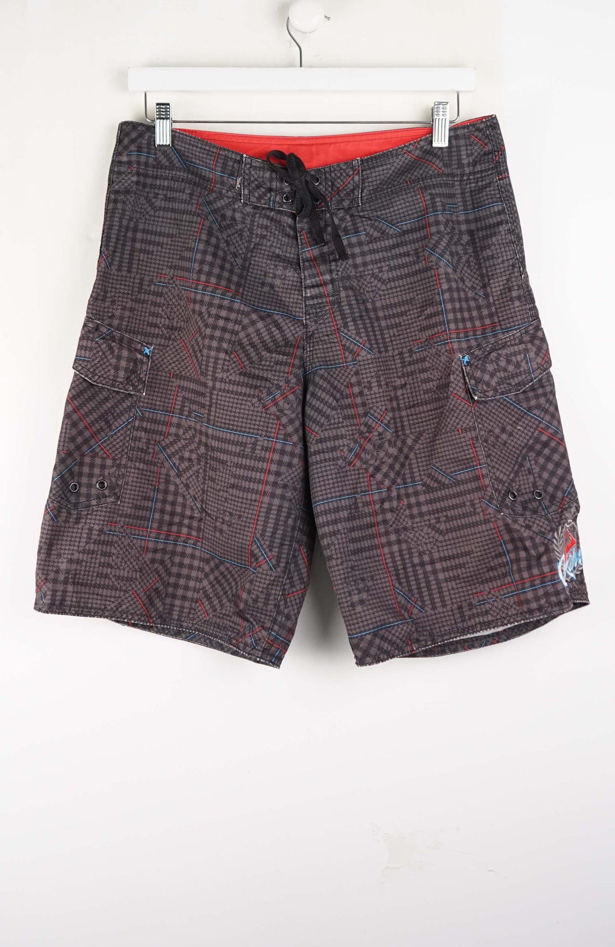 VINTAGE QUIKSILVER BOARD SHORTS W34