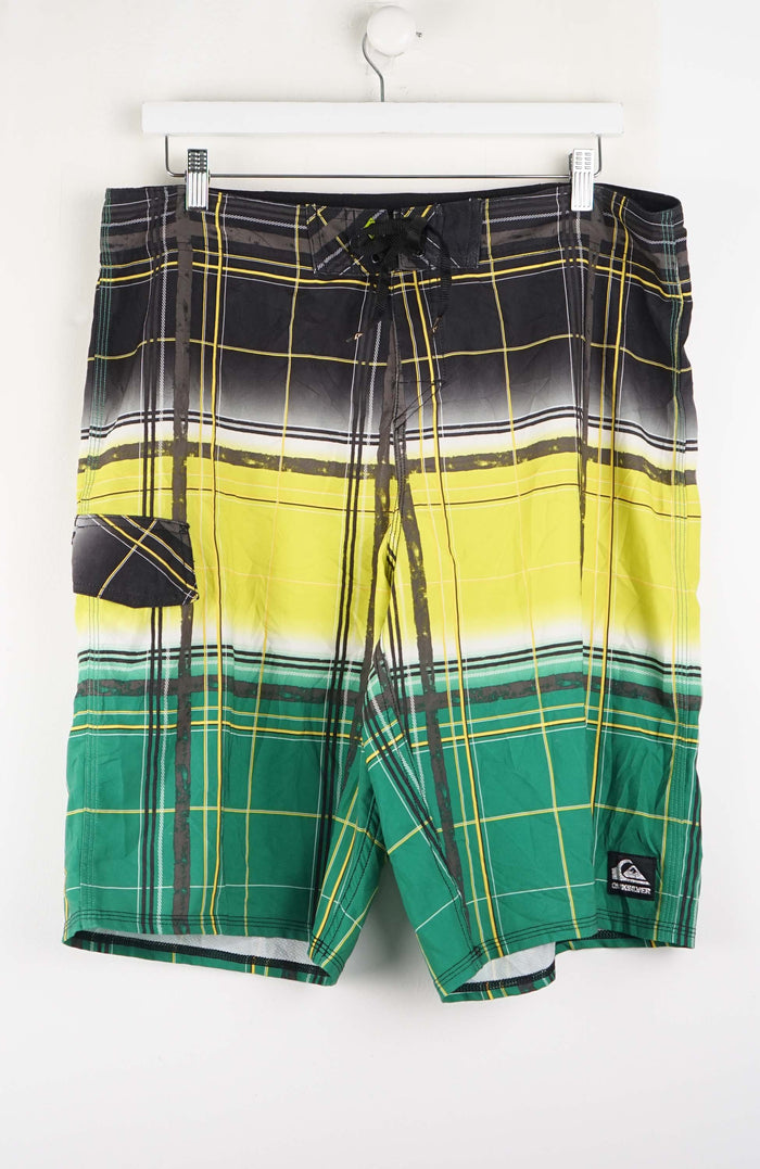 VINTAGE QUIKSILVER SURF BOARD SHORTS W38