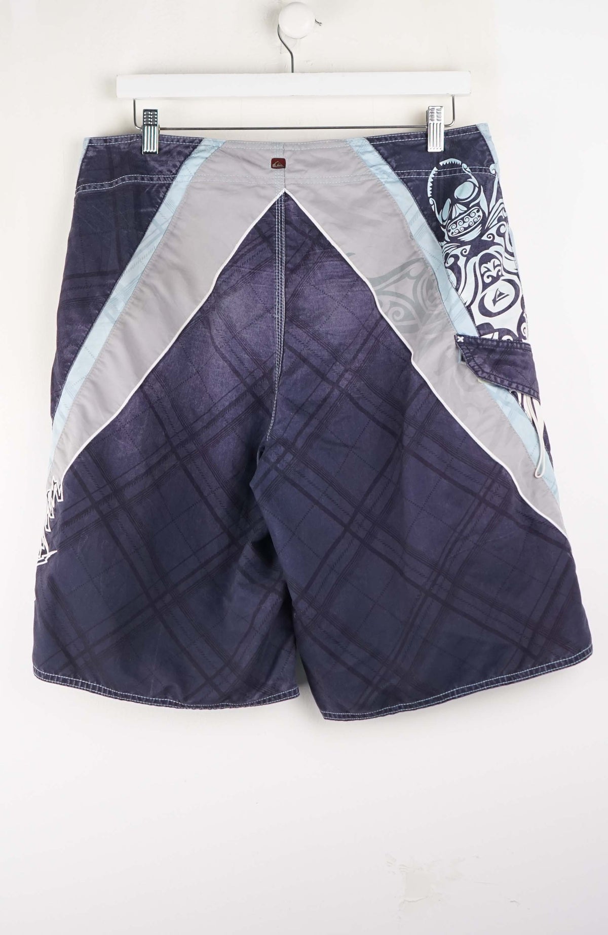 VINTAGE QUIKSILVER BOARD SHORTS W40
