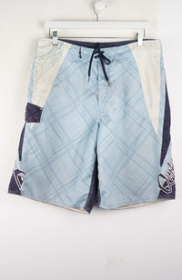VINTAGE QUIKSILVER BOARD SHORTS W40