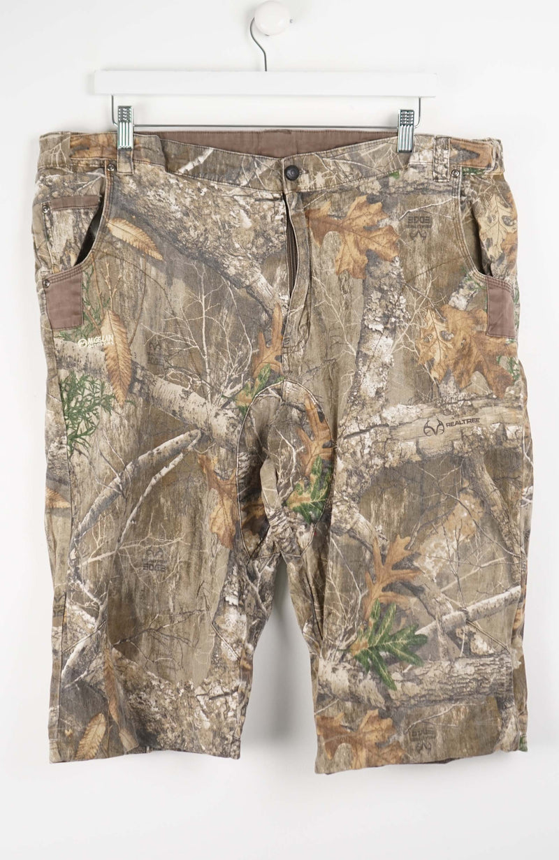 VINTAGE REAL TREE CARGO SHORTS W38