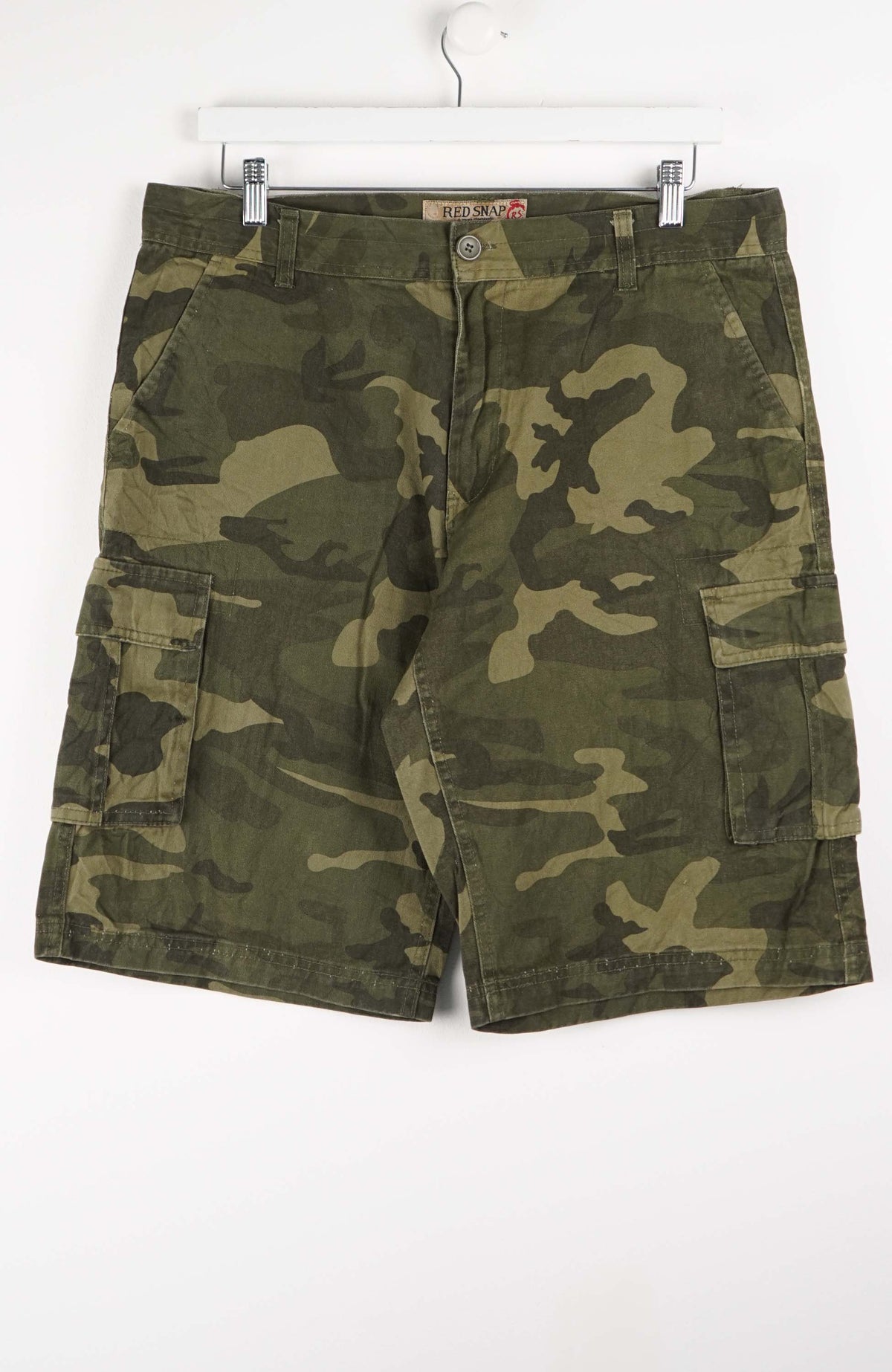 VINTAGE CAMO CARGO SHORTS W40