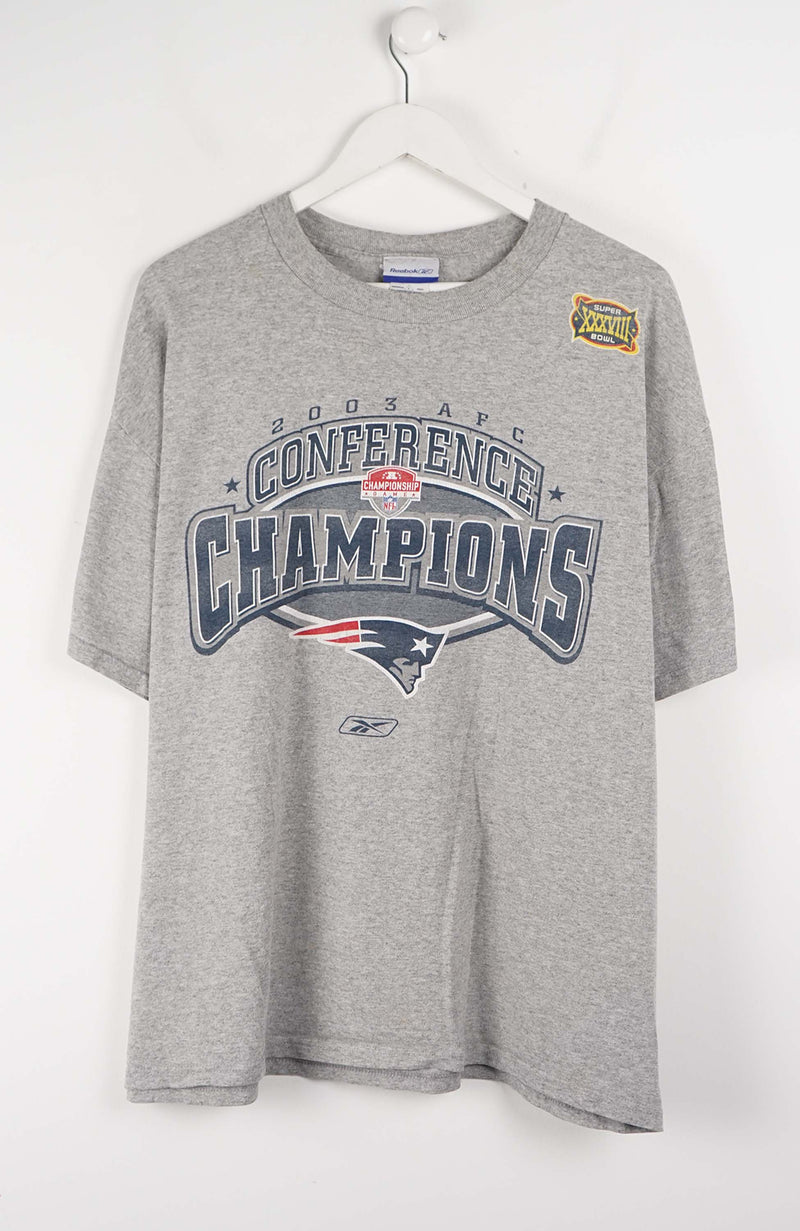 VINTAGE REEBOK NEW ENGLAND PATRIOTS  T-SHIRT (L)