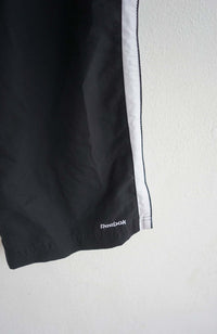 VINTAGE REEBOK 3/4 TRACK PANT SHORTS (M)