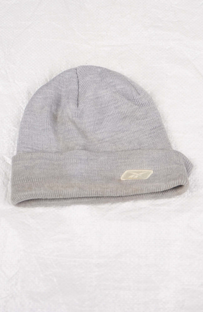 VINTAGE REEBOK BEANIE