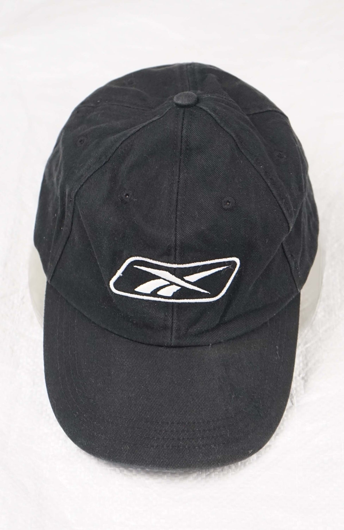 VINTAGE REEBOK HAT