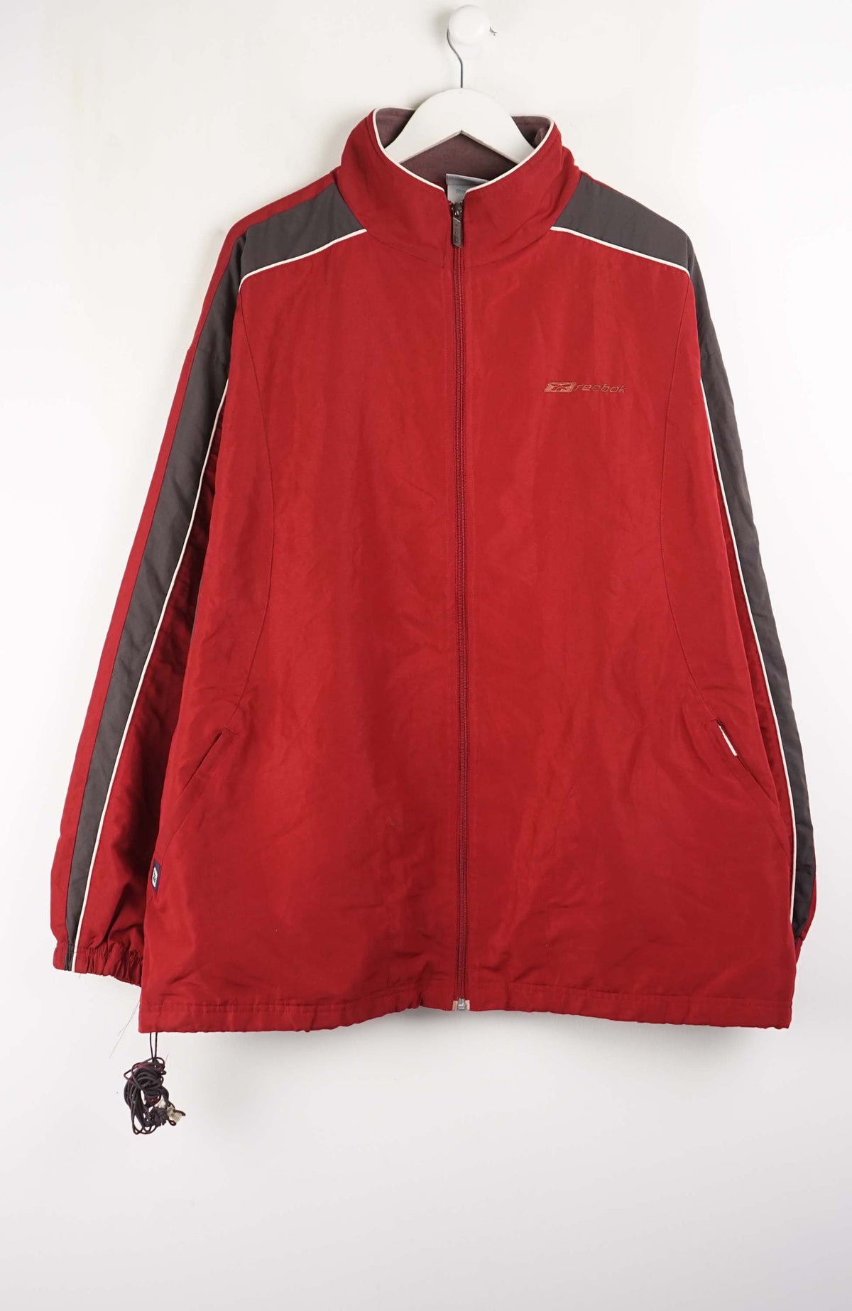 VINTAGE REEBOK WINDBREAKER (XXL)