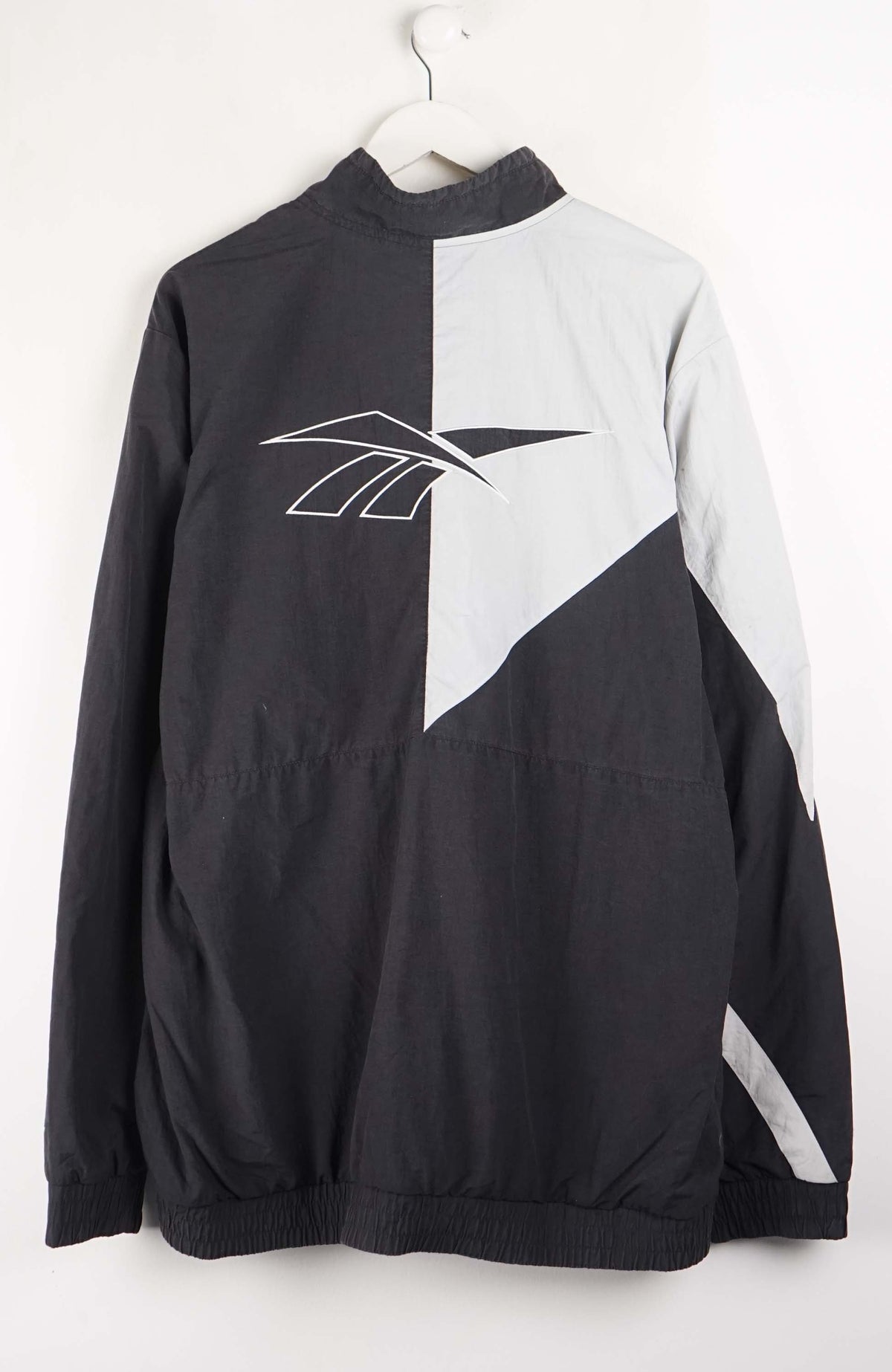 VINTAGE REEBOK JACKET (XXL)