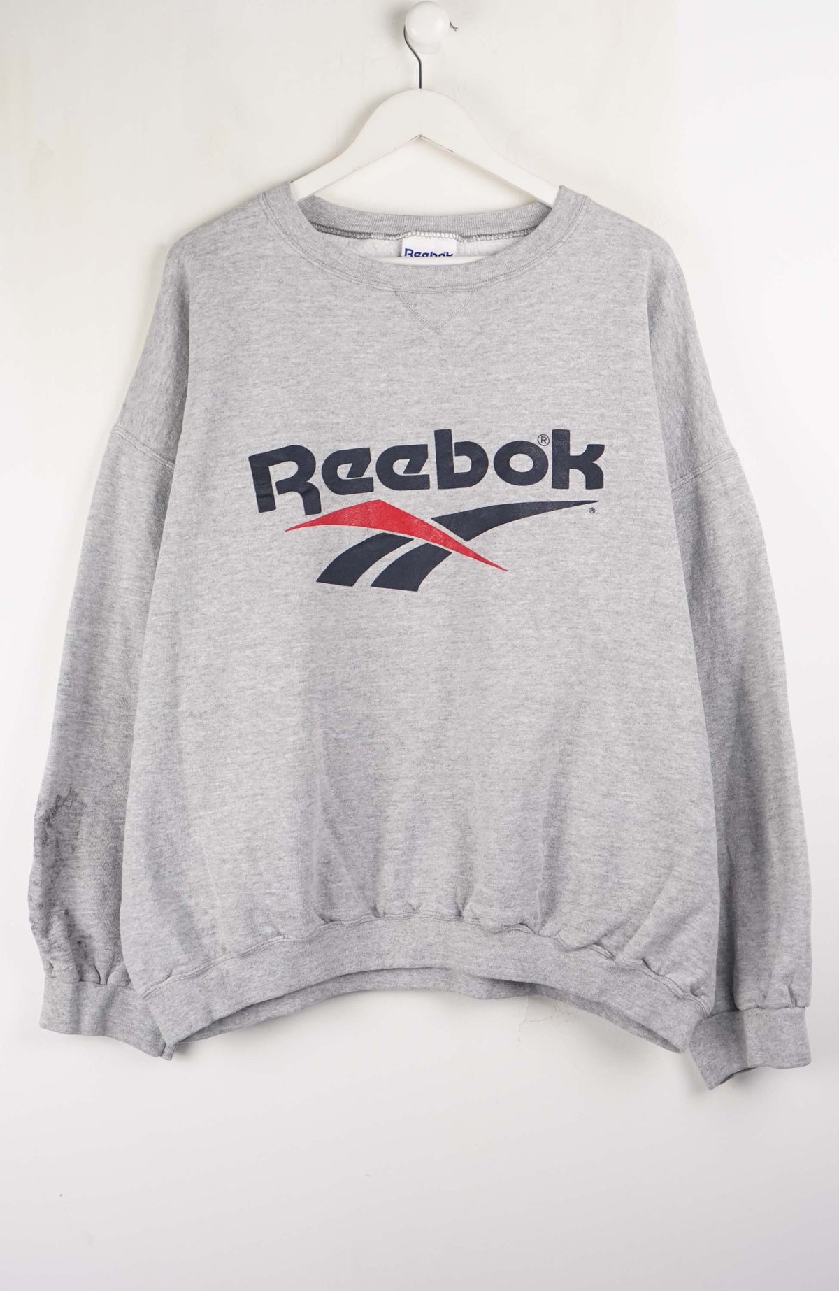 VINTAGE REEBOK SWEATER (XXL)
