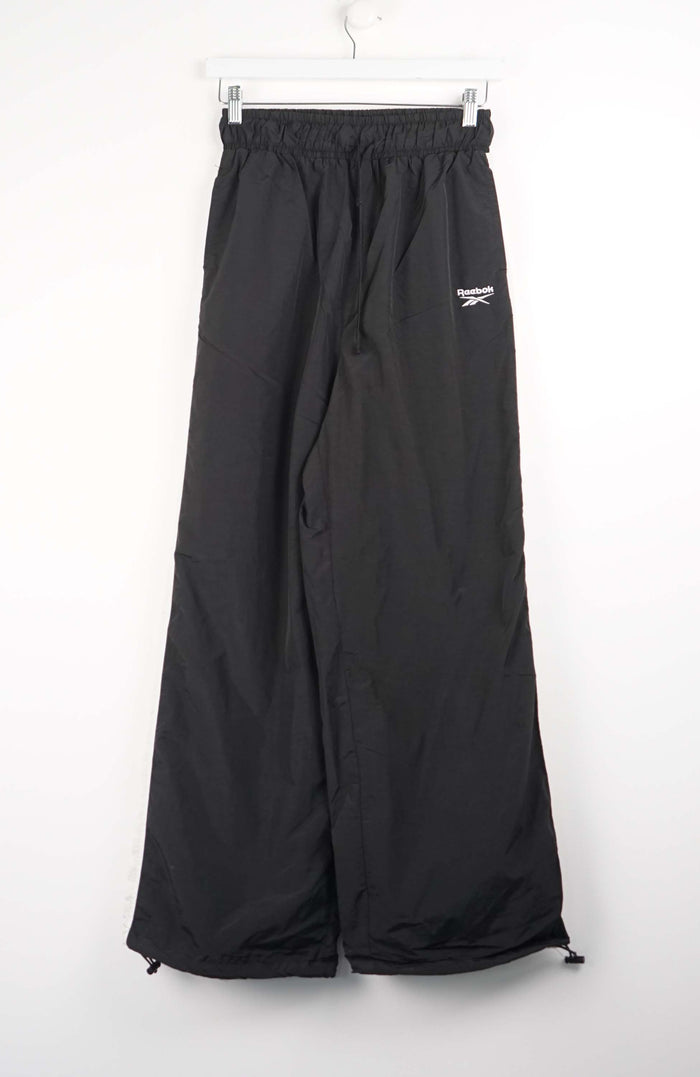 VINTAGE REEBOK TRACK PANTS (S)