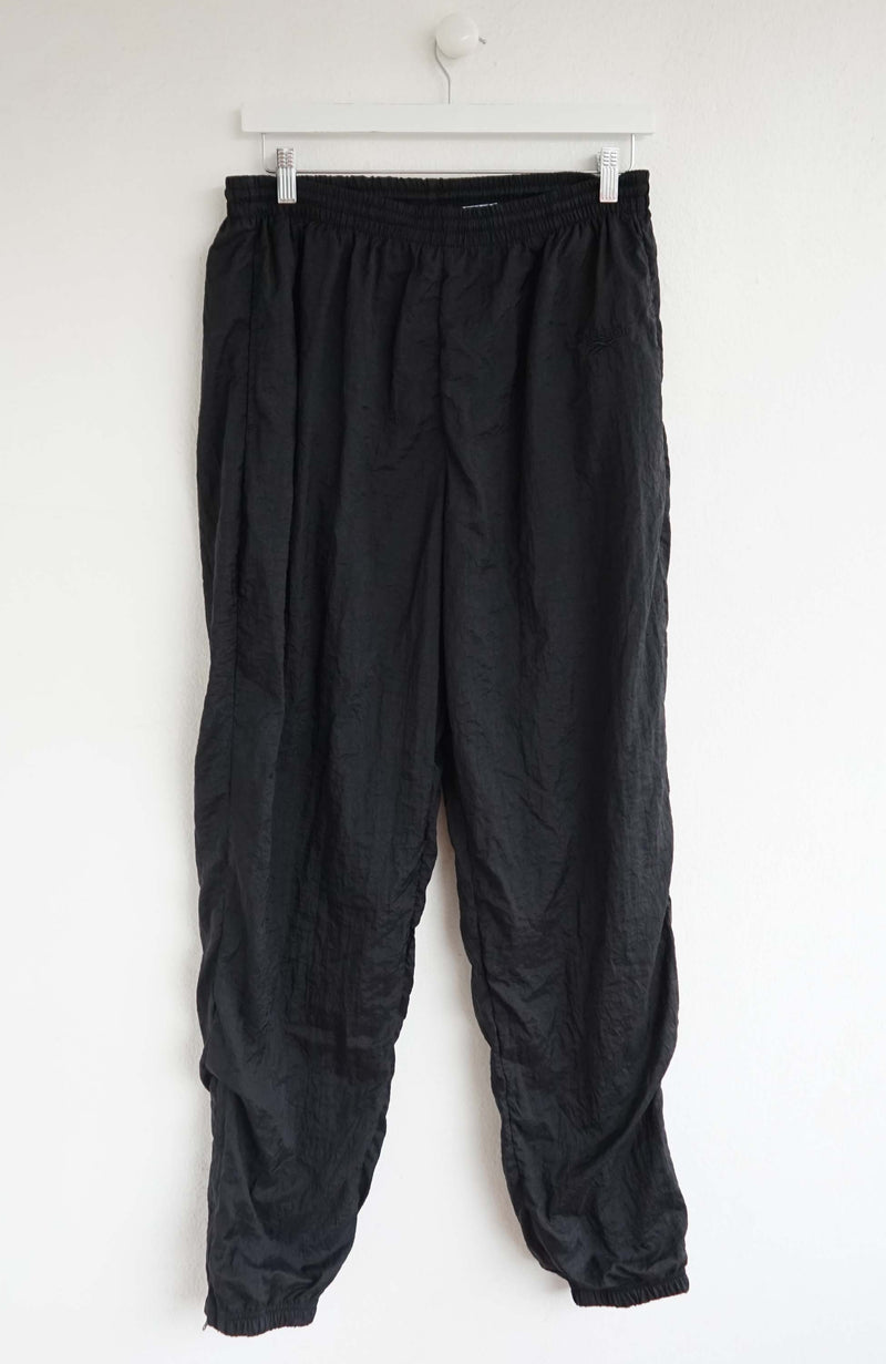 VINTAGE REEBOK TRACK PANTS (L)