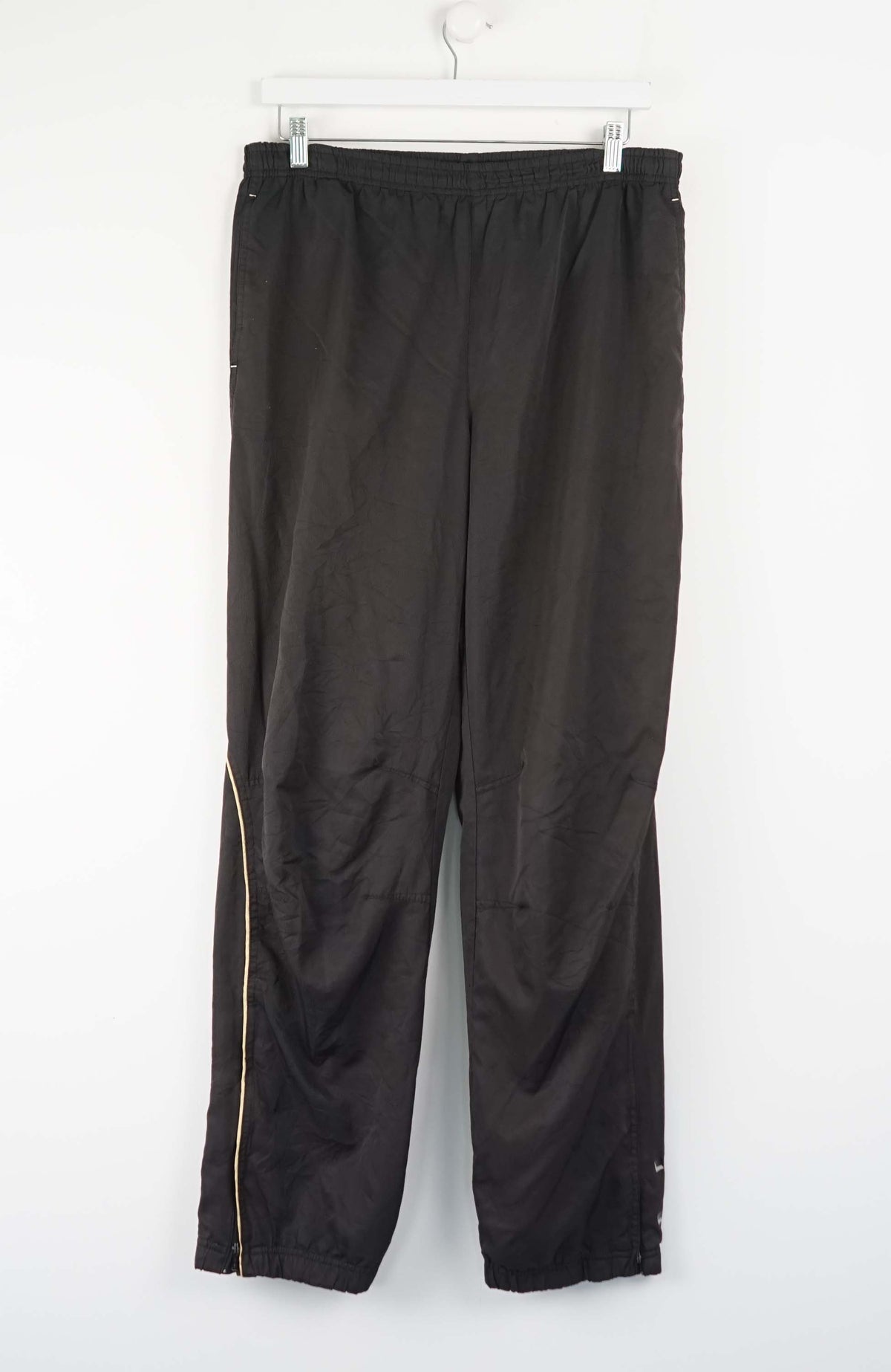 VINTAGE REEBOK TRACK PANTS (M)