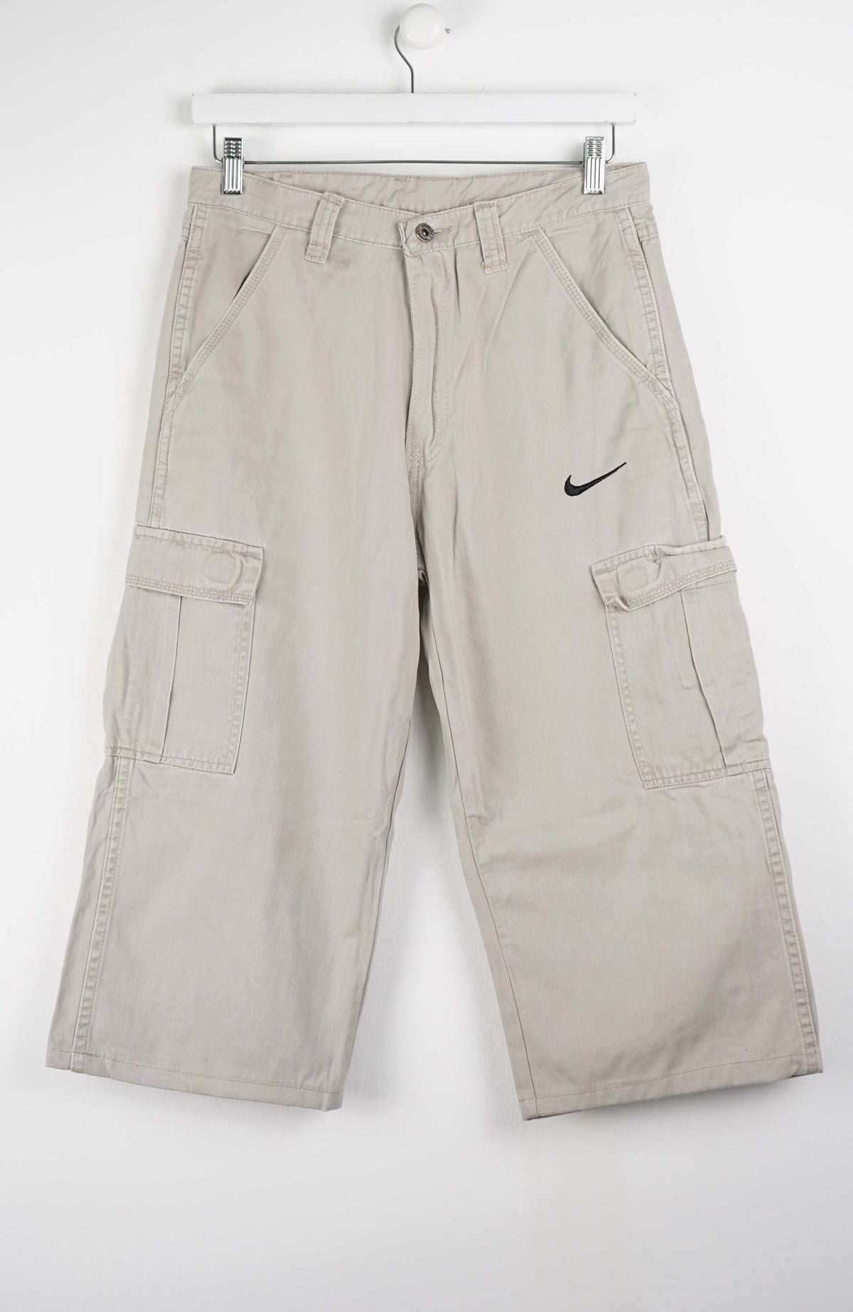 VINTAGE REWORK CARGO CAPRI SHORTS W30