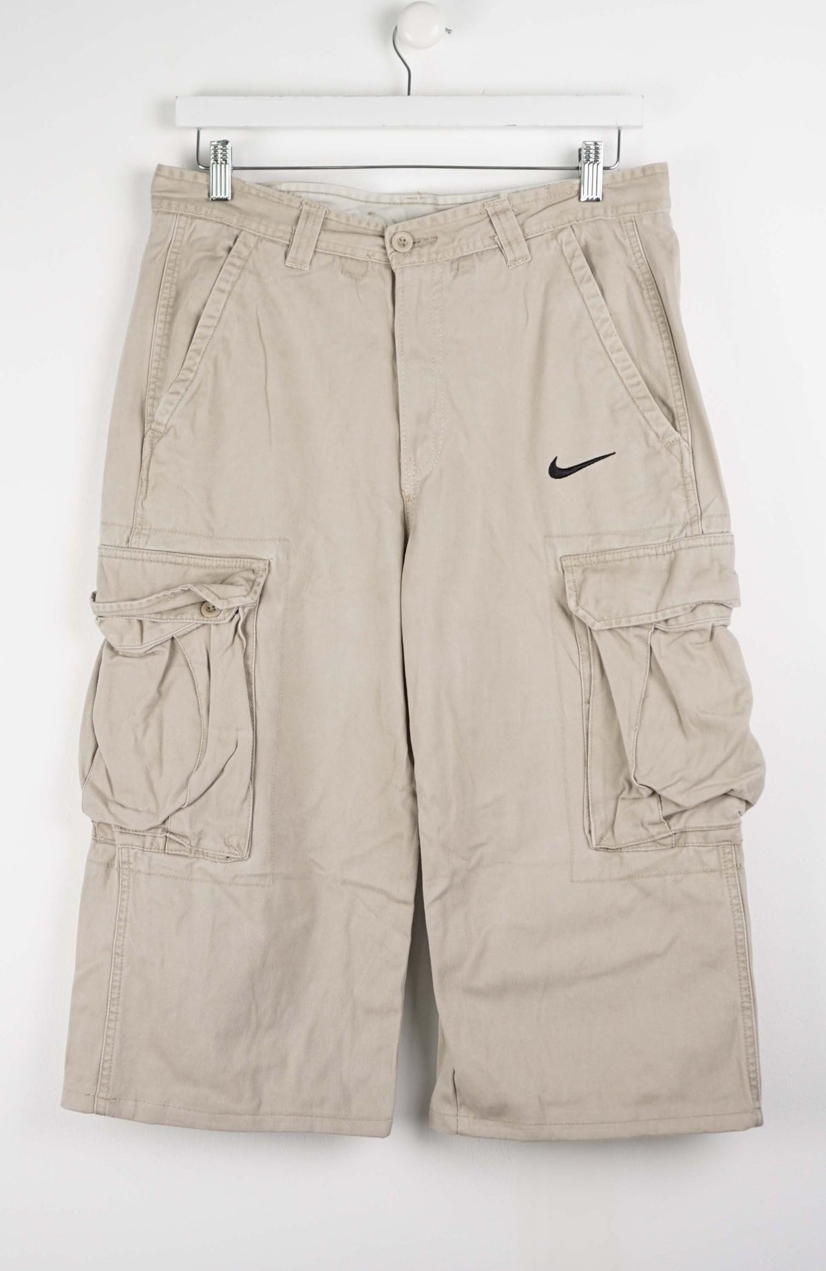 VINTAGE REWORK CARGO CAPRI SHORTS W30