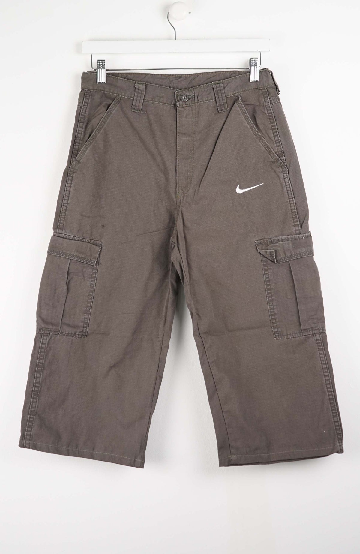 VINTAGE REWORK CARGO CAPRI SHORTS W30
