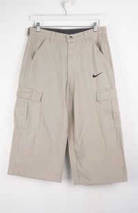 VINTAGE REWORK CARGO CAPRI SHORTS W30