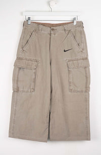 VINTAGE REWORK CARGO CAPRI SHORTS W30