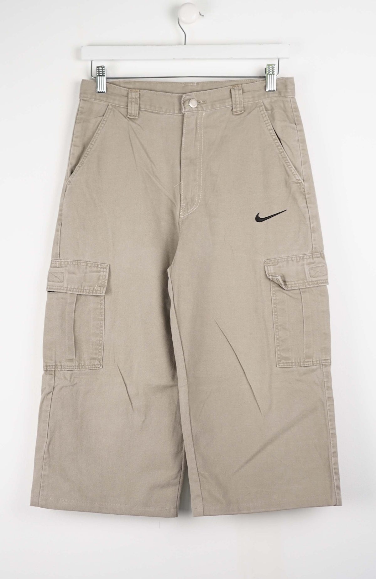 VINTAGE REWORK CARGO CAPRI SHORTS W31