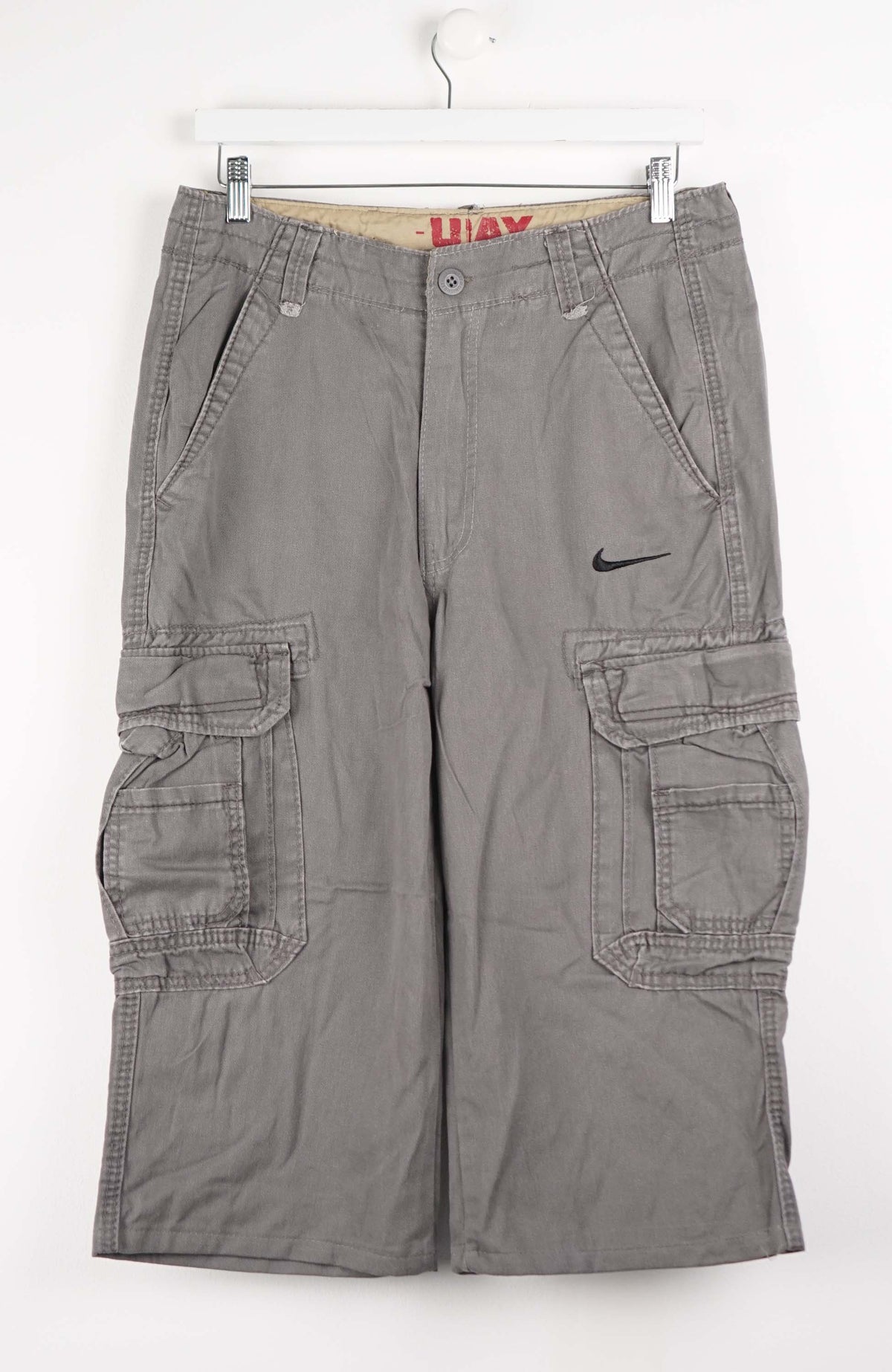 VINTAGE REWORK CARGO CAPRI SHORTS W32