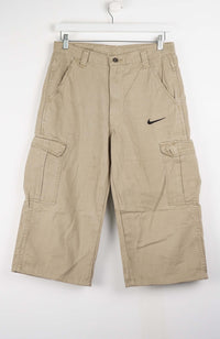 VINTAGE REWORK CARGO CAPRI SHORTS W32
