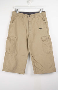 VINTAGE REWORK CARGO CAPRI SHORTS W32