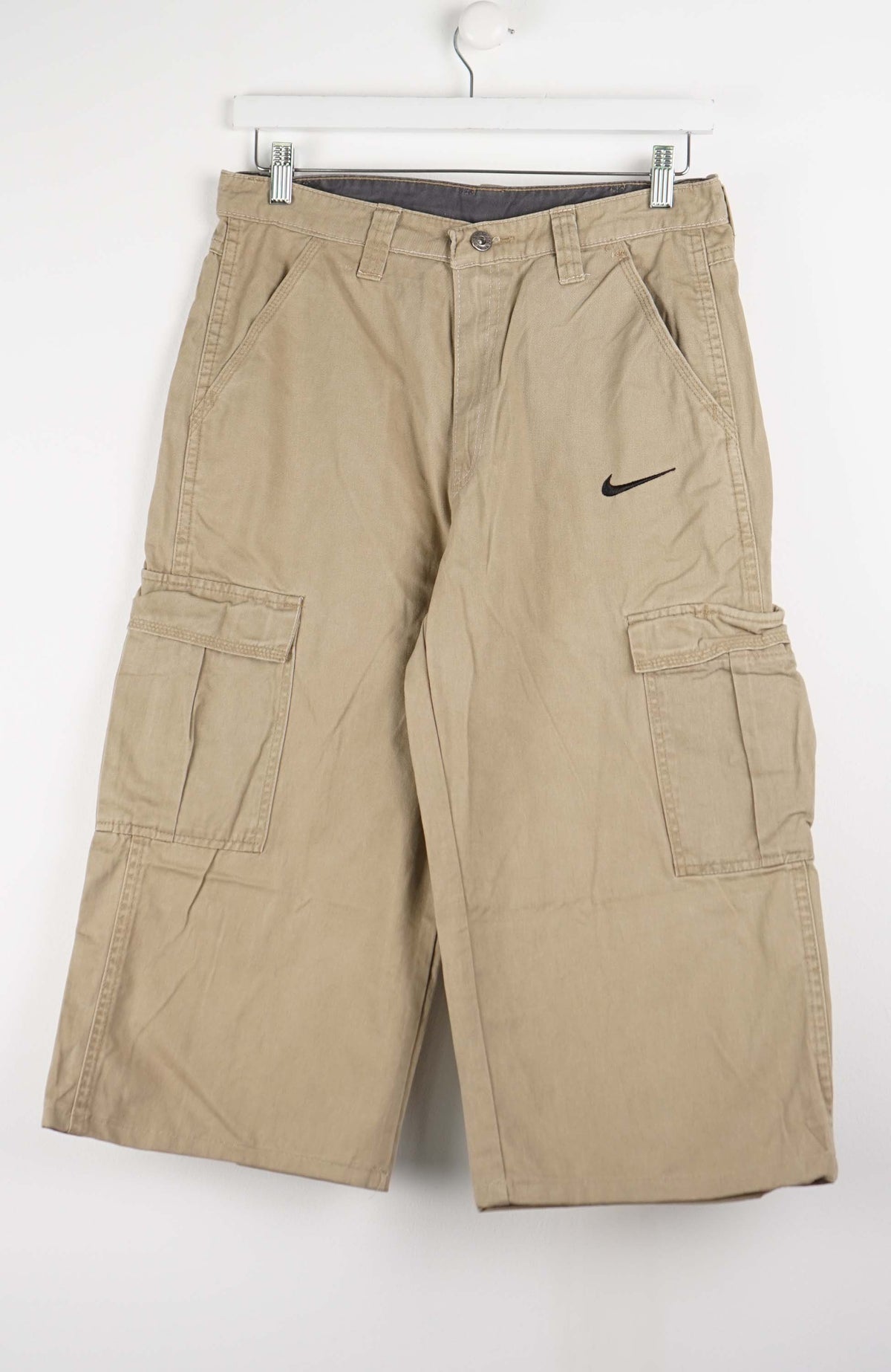 VINTAGE REWORK CARGO CAPRI SHORTS W32
