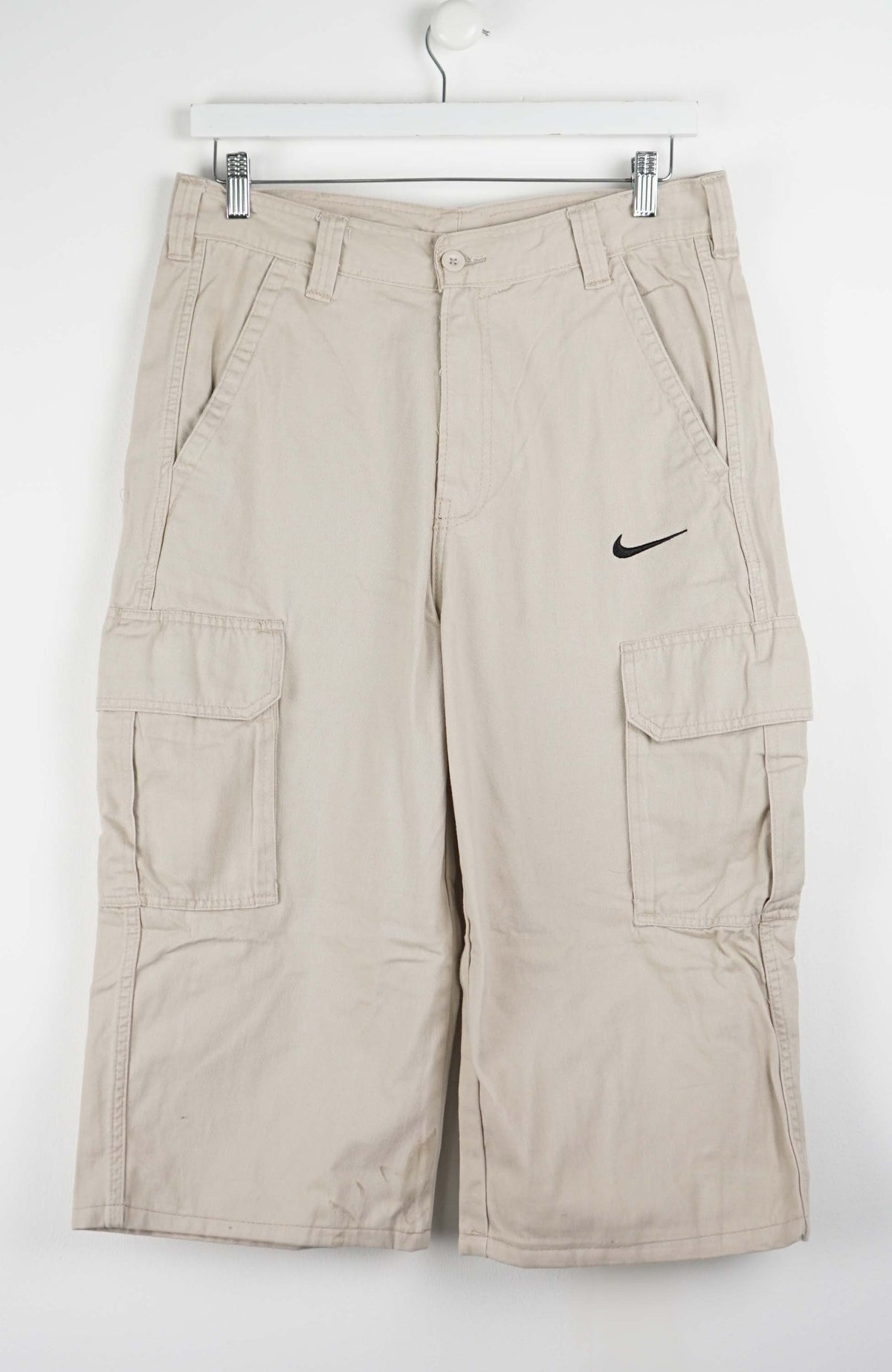 VINTAGE REWORK CARGO CAPRI SHORTS W32