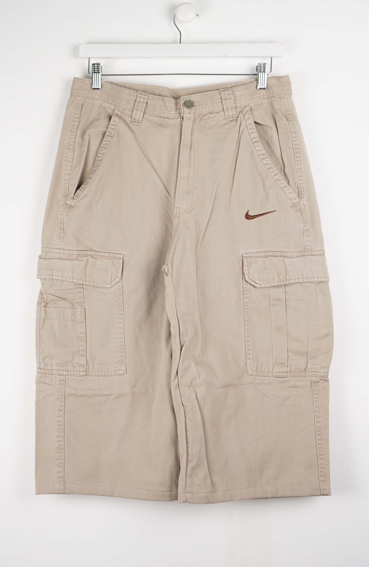 VINTAGE REWORK CARGO CAPRI SHORTS W32