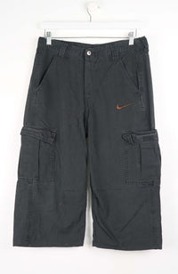 VINTAGE REWORK CARGO CAPRI SHORTS W32