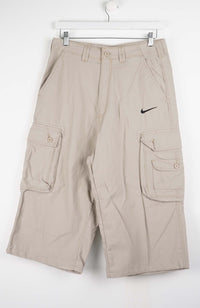 VINTAGE REWORK CARGO CAPRI SHORTS W32
