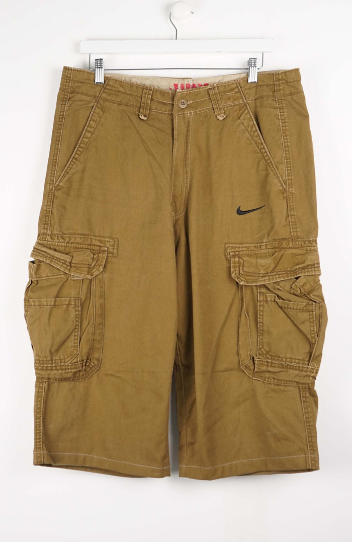 VINTAGE REWORK CARGO CAPRI SHORTS W32