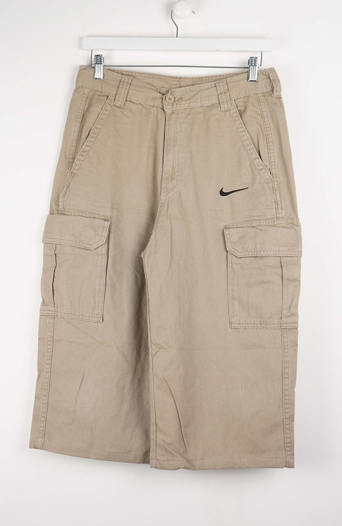 VINTAGE REWORK CARGO CAPRI SHORTS W32