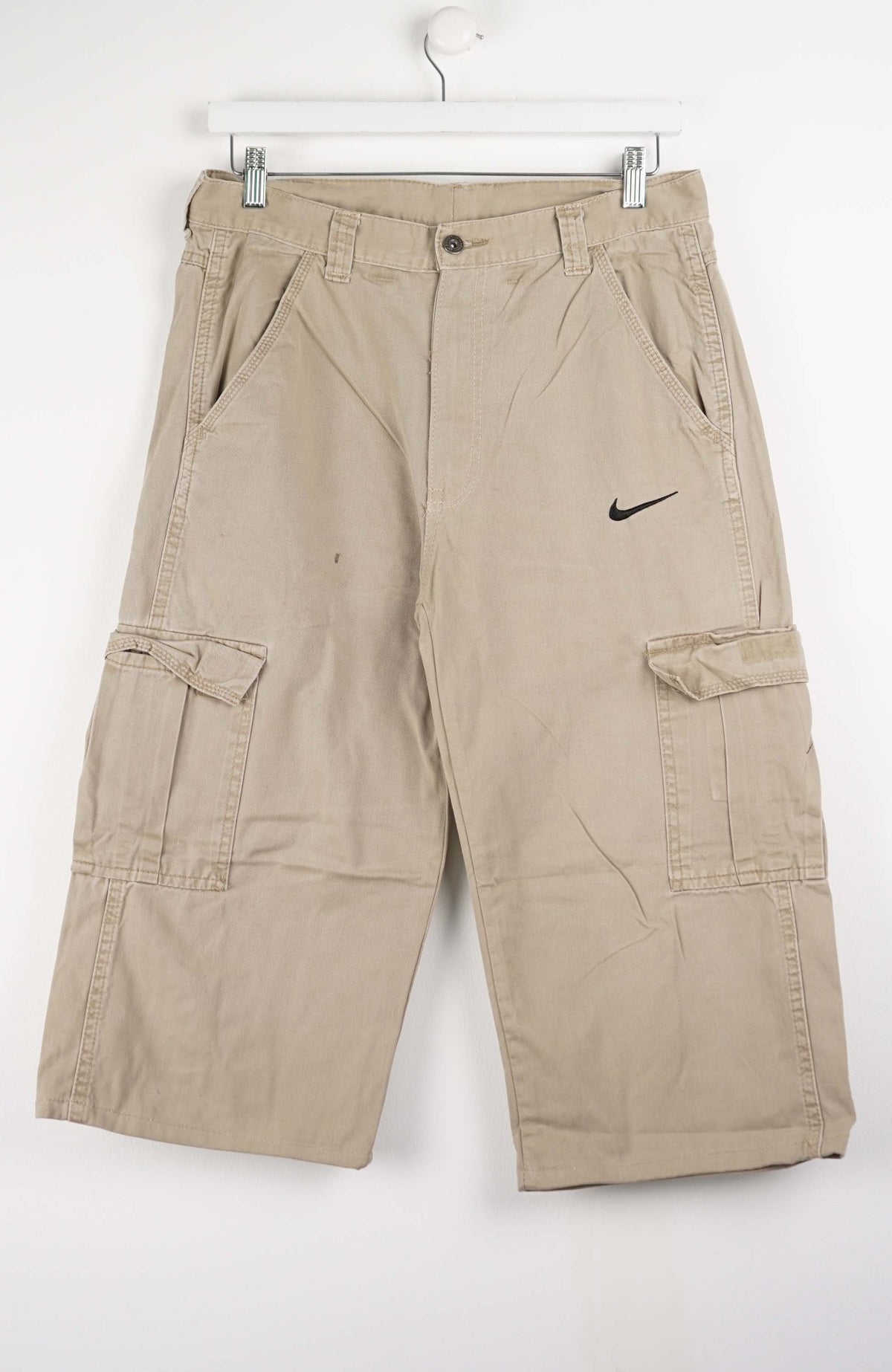 VINTAGE REWORK CARGO CAPRI SHORTS W33