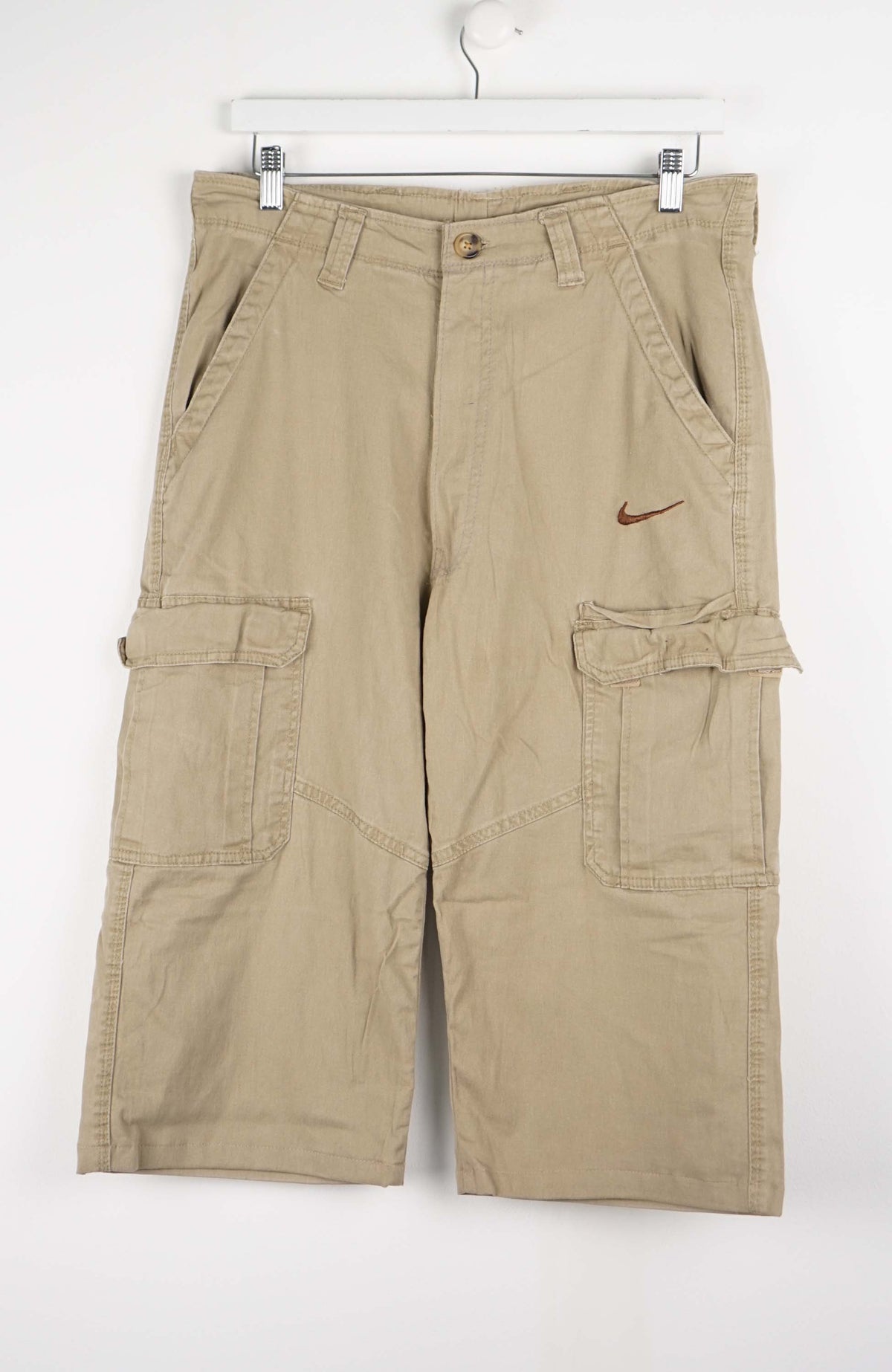 VINTAGE REWORK CARGO CAPRI SHORTS W36