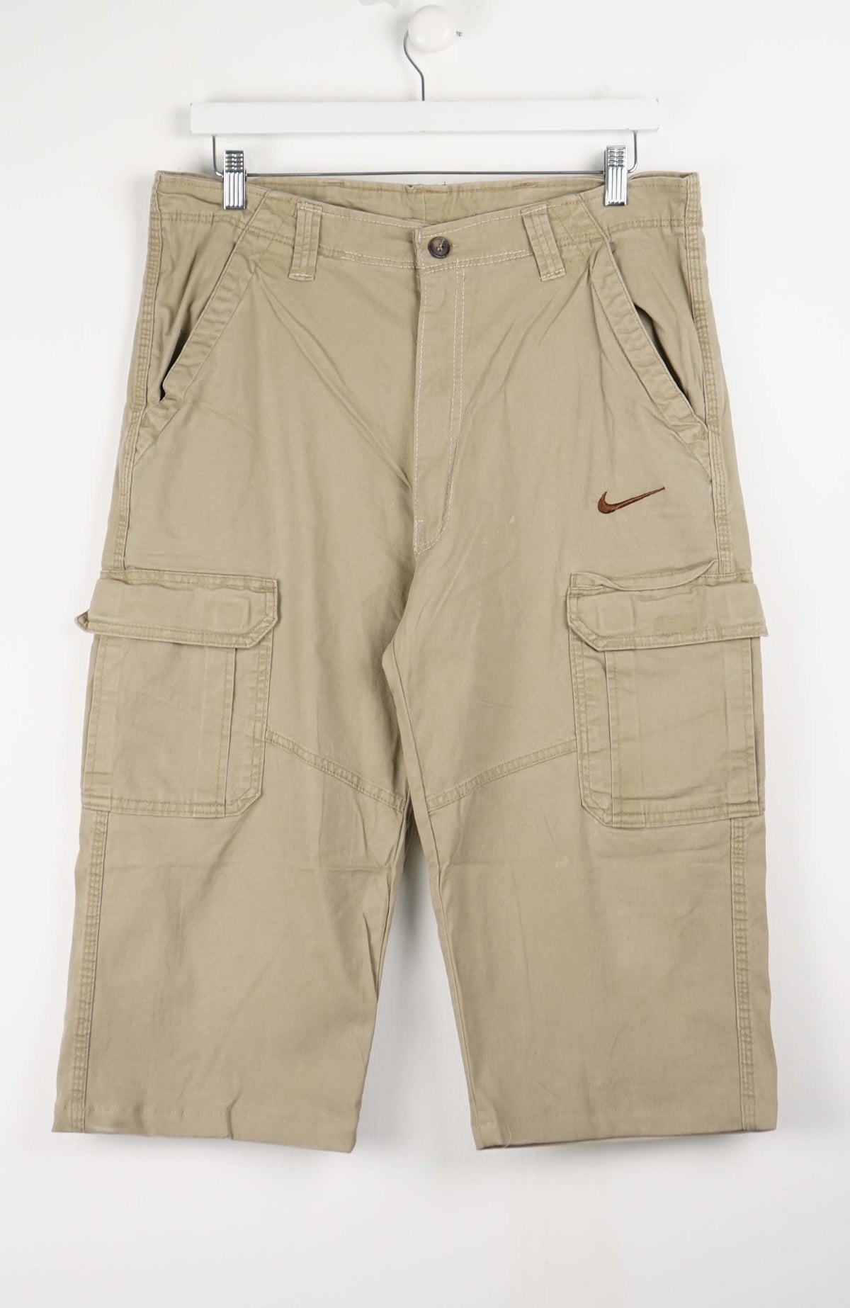 VINTAGE REWORK CARGO CAPRI SHORTS W36