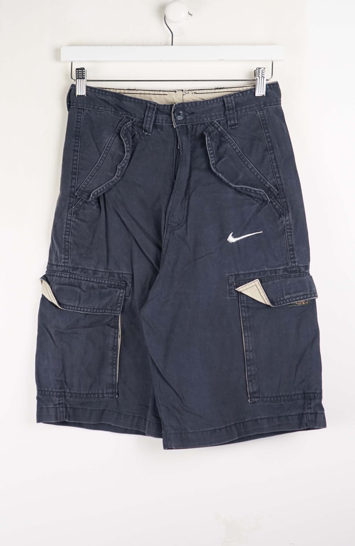 VINTAGE REWORK CARGO SHORTS W26