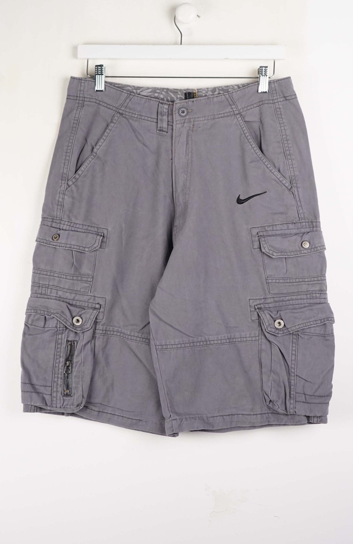 VINTAGE REWORK CARGO SHORTS W30