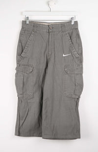 VINTAGE REWORK CARGO CAPRI SHORTS W30