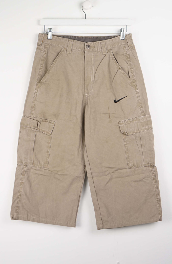 VINTAGE REWORK CARGO CAPRI SHORTS W32