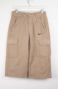 VINTAGE REWORK CARGO CAPRI SHORTS W32