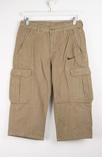 VINTAGE REWORK CARGO CAPRI SHORTS W32