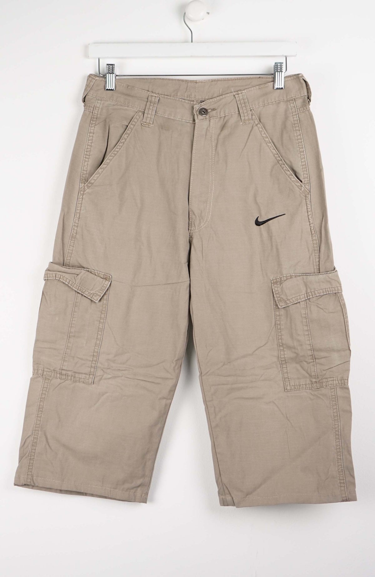 VINTAGE REWORK CARGO CAPRI SHORTS W32