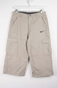 VINTAGE REWORK CARGO CAPRI SHORTS W33