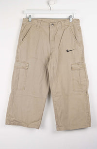 VINTAGE REWORK CARGO CAPRI SHORTS W33