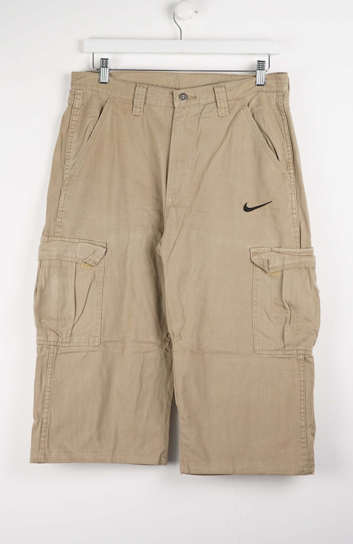 VINTAGE REWORK CARGO CAPRI SHORTS W34