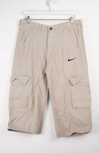VINTAGE REWORK CARGO CAPRI SHORTS W35