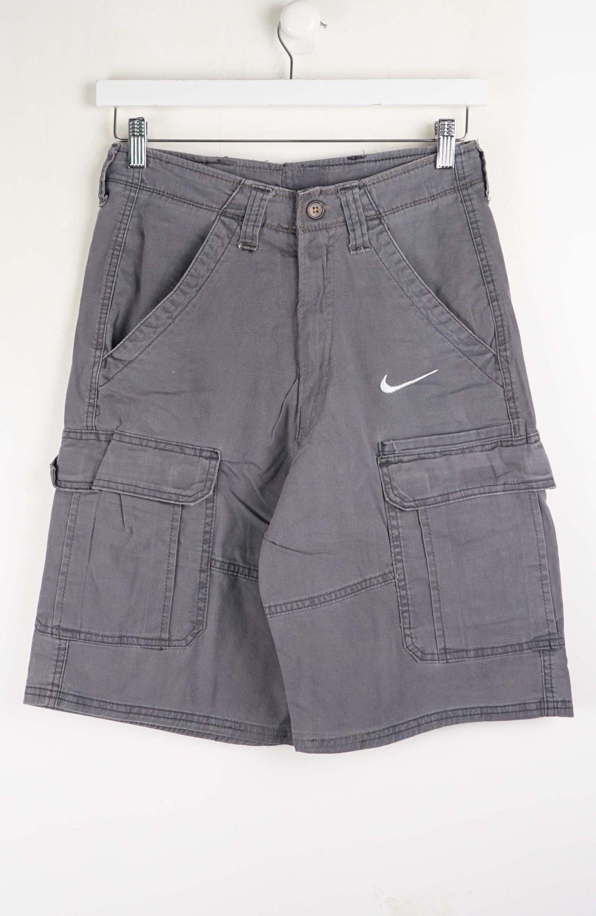 VINTAGE REWORK CARGO SHORTS W26