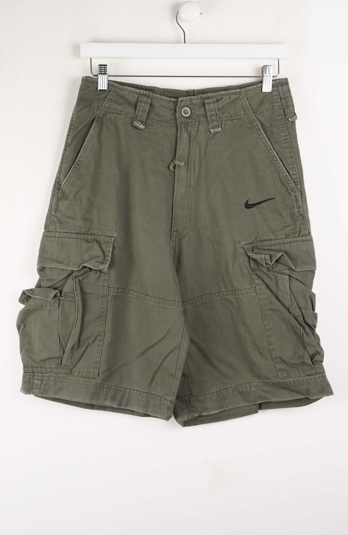 VINTAGE REWORK CARGO SHORTS W28